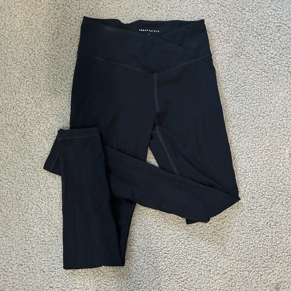 Size small black Aeropostale cross over leggings